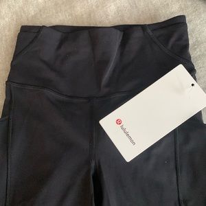 Brand new never worn lulu leggings